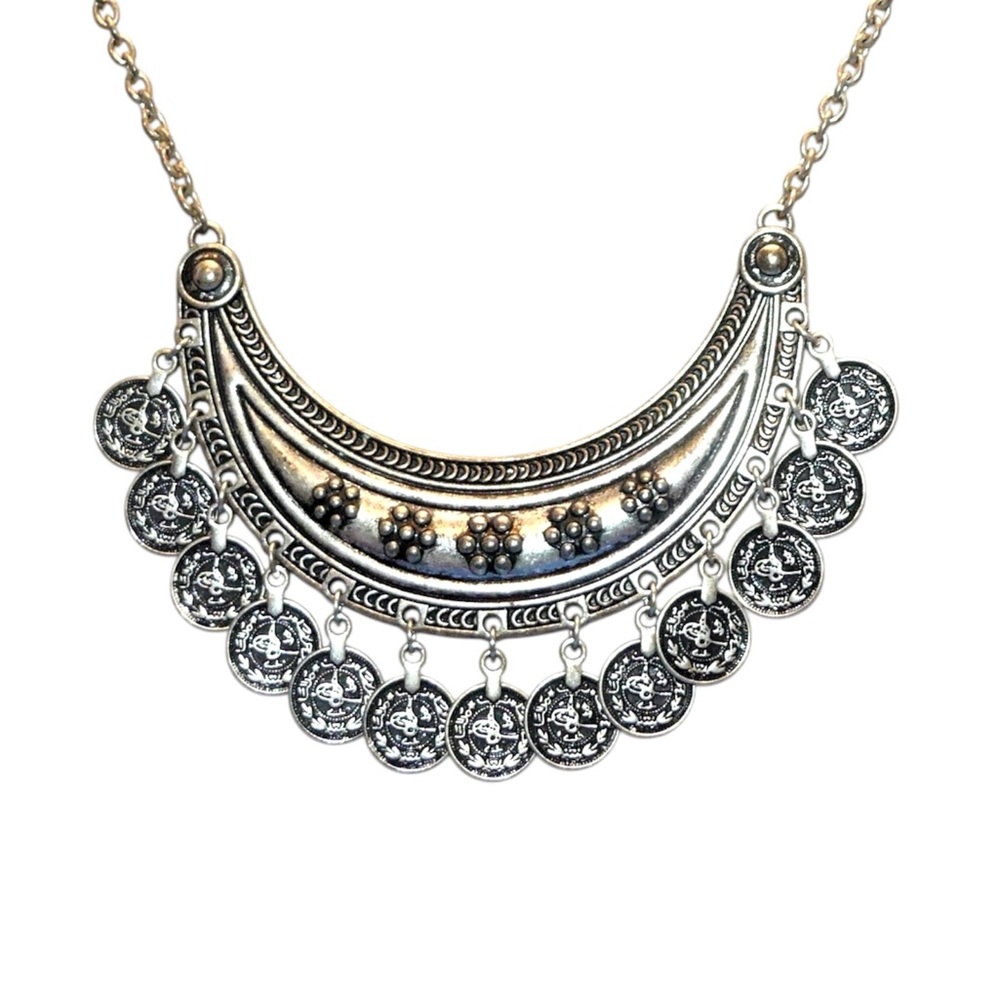 Free People Elegant Silver Statement Necklace